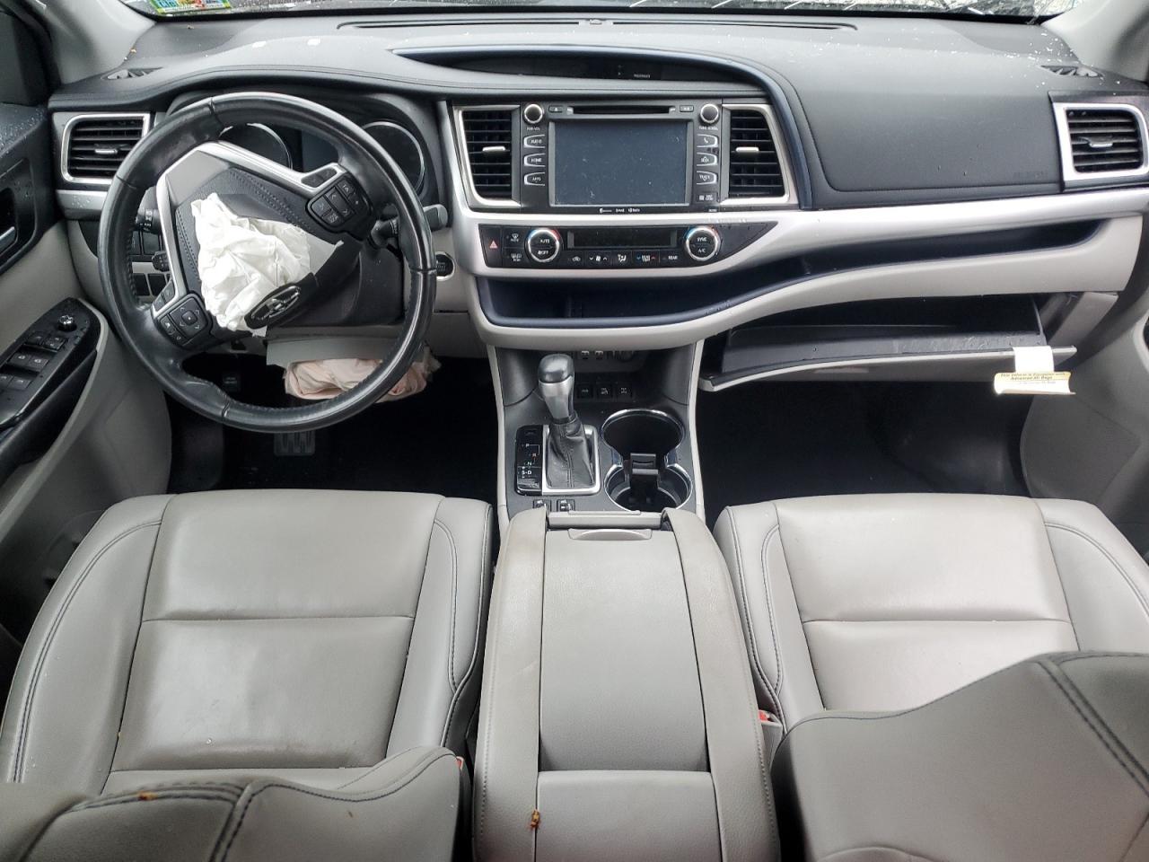 2019 Toyota Highlander Se VIN: 5TDJZRFH6KS588854 Lot: 81022665