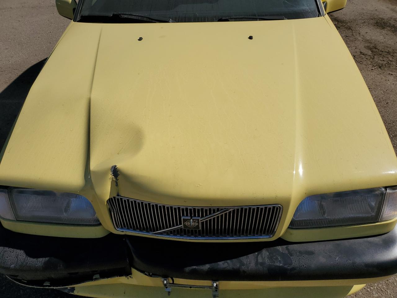 1995 Volvo 850 T5R VIN: YV1LS5817S2229309 Lot: 84764455