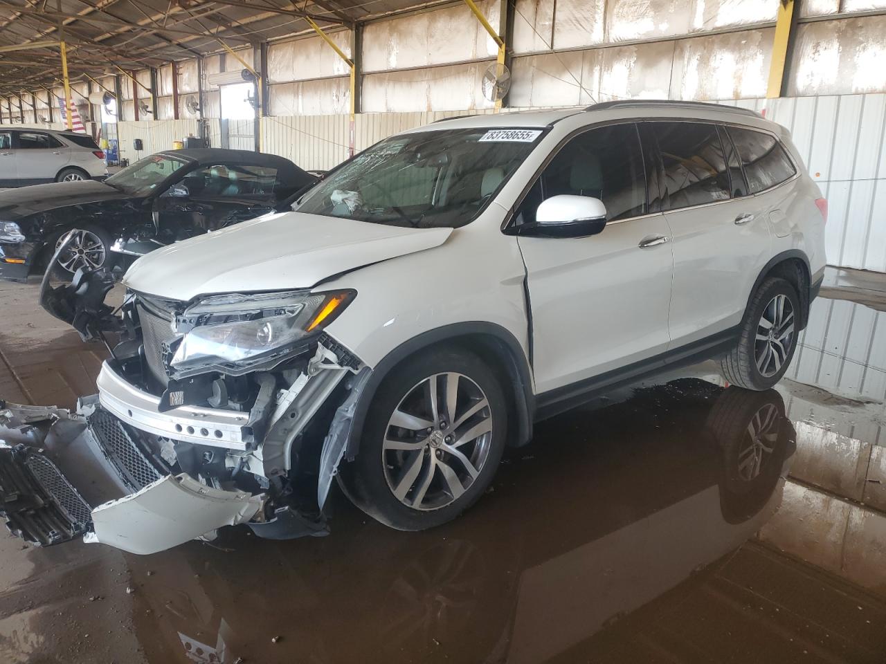 2018 Honda Pilot Elite VIN: 5FNYF6H00JB055981 Lot: 83758655