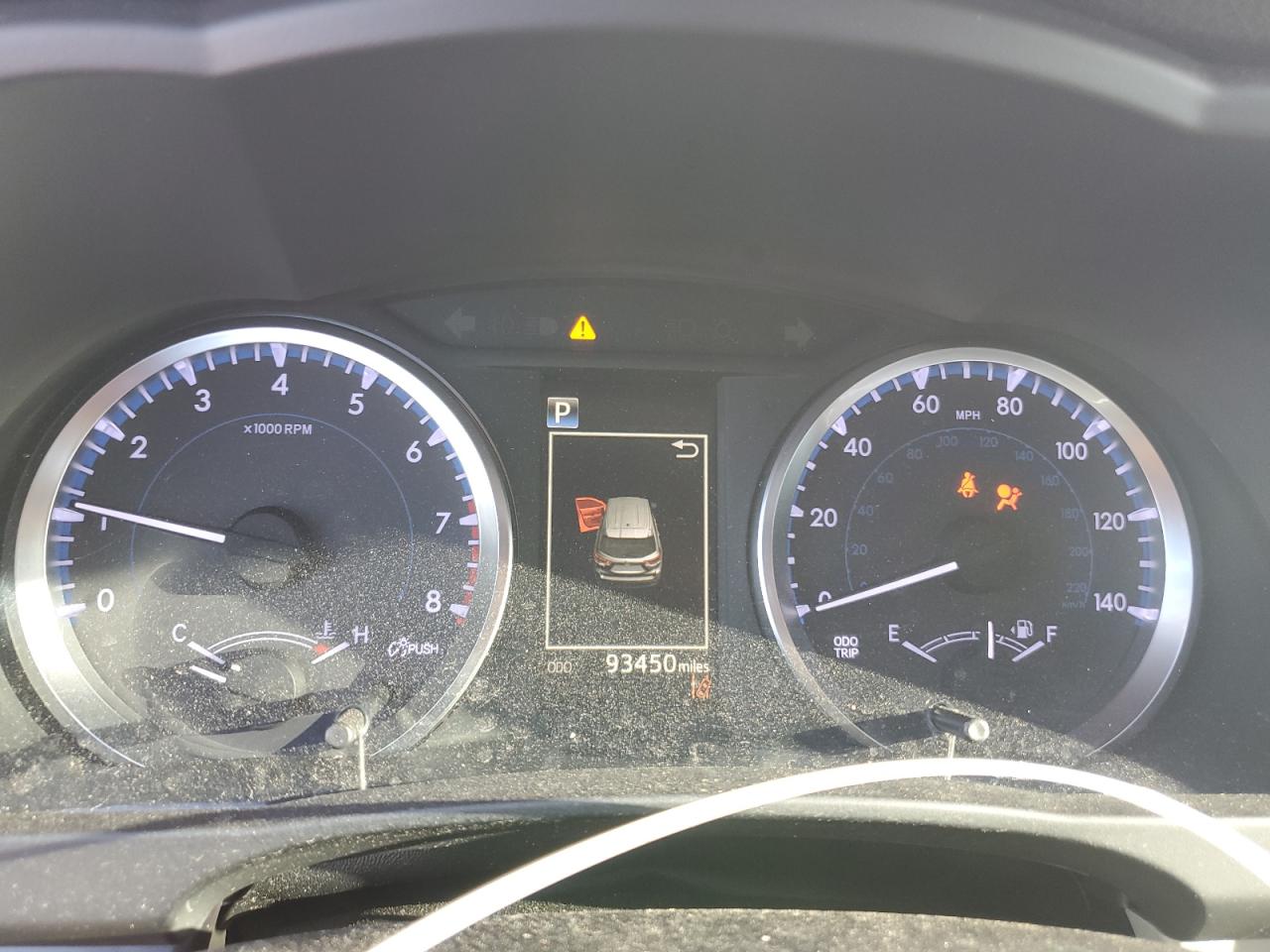 2018 Toyota Highlander Le VIN: 5TDBZRFH6JS855512 Lot: 81901535