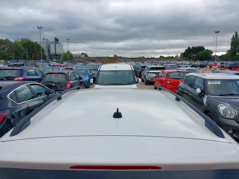 2012 VOLKSWAGEN  
