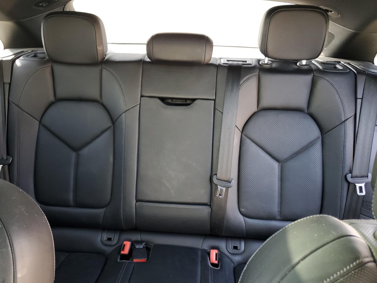 2015 Porsche Macan S VIN: WP1AB2A55FLB51572 Lot: 81664945