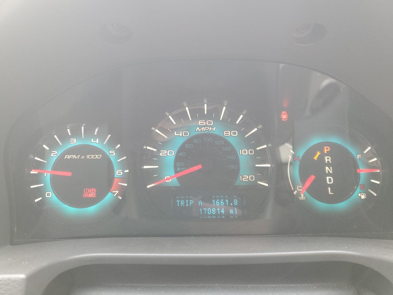 2010 Ford Fusion S VIN: 3FAHP0GA6AR275134 Lot: 71885175