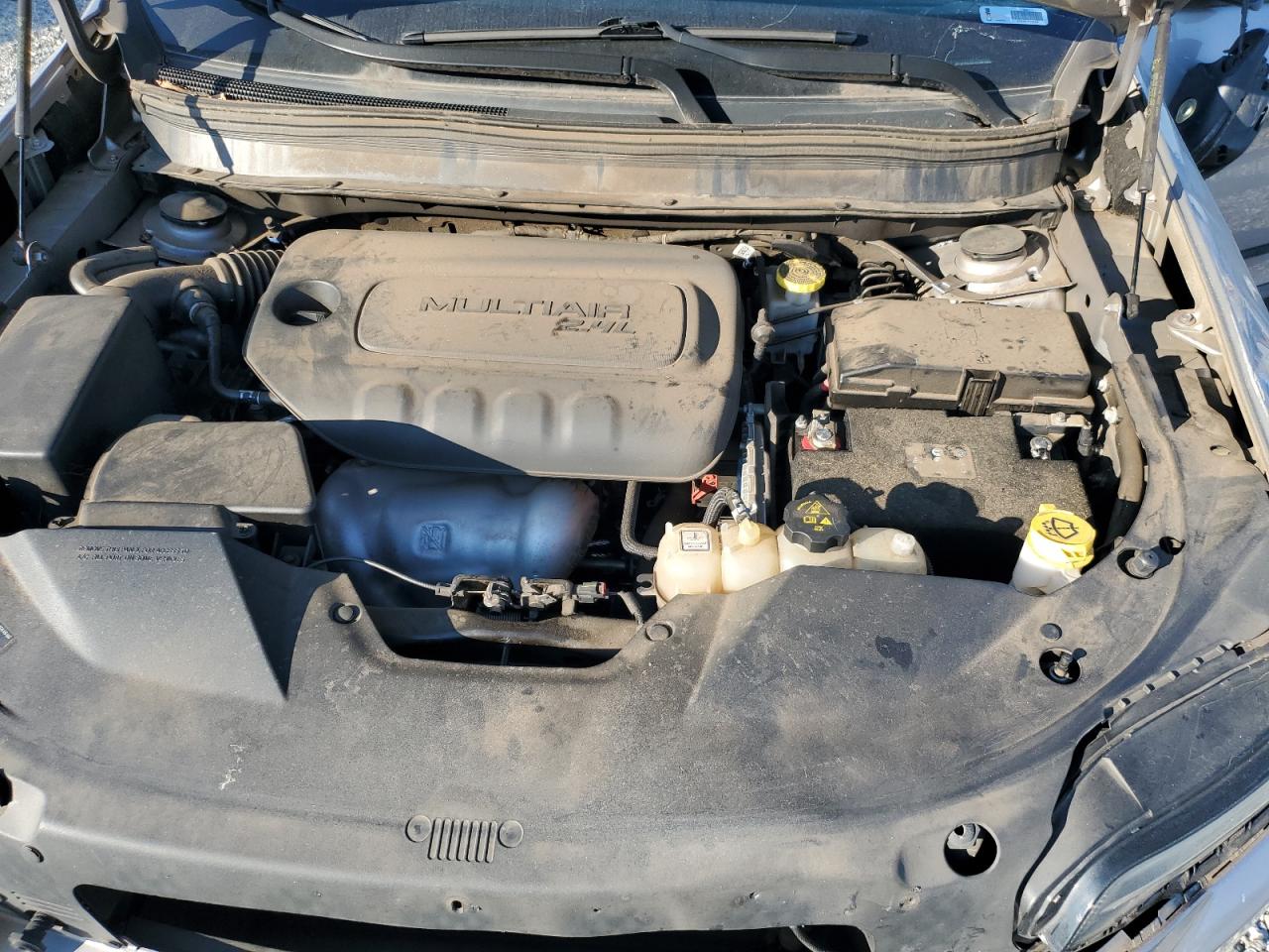 2019 Jeep Cherokee Latitude Plus VIN: 1C4PJMLB8KD385450 Lot: 80599865