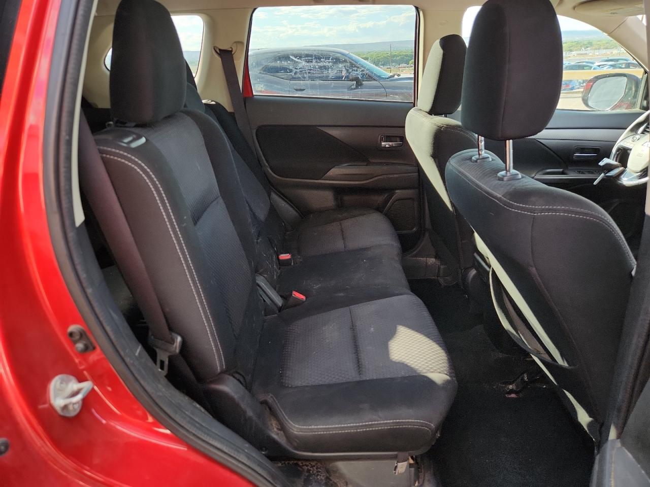 2018 Mitsubishi Outlander Se VIN: JA4AD3A35JZ035935 Lot: 84740625