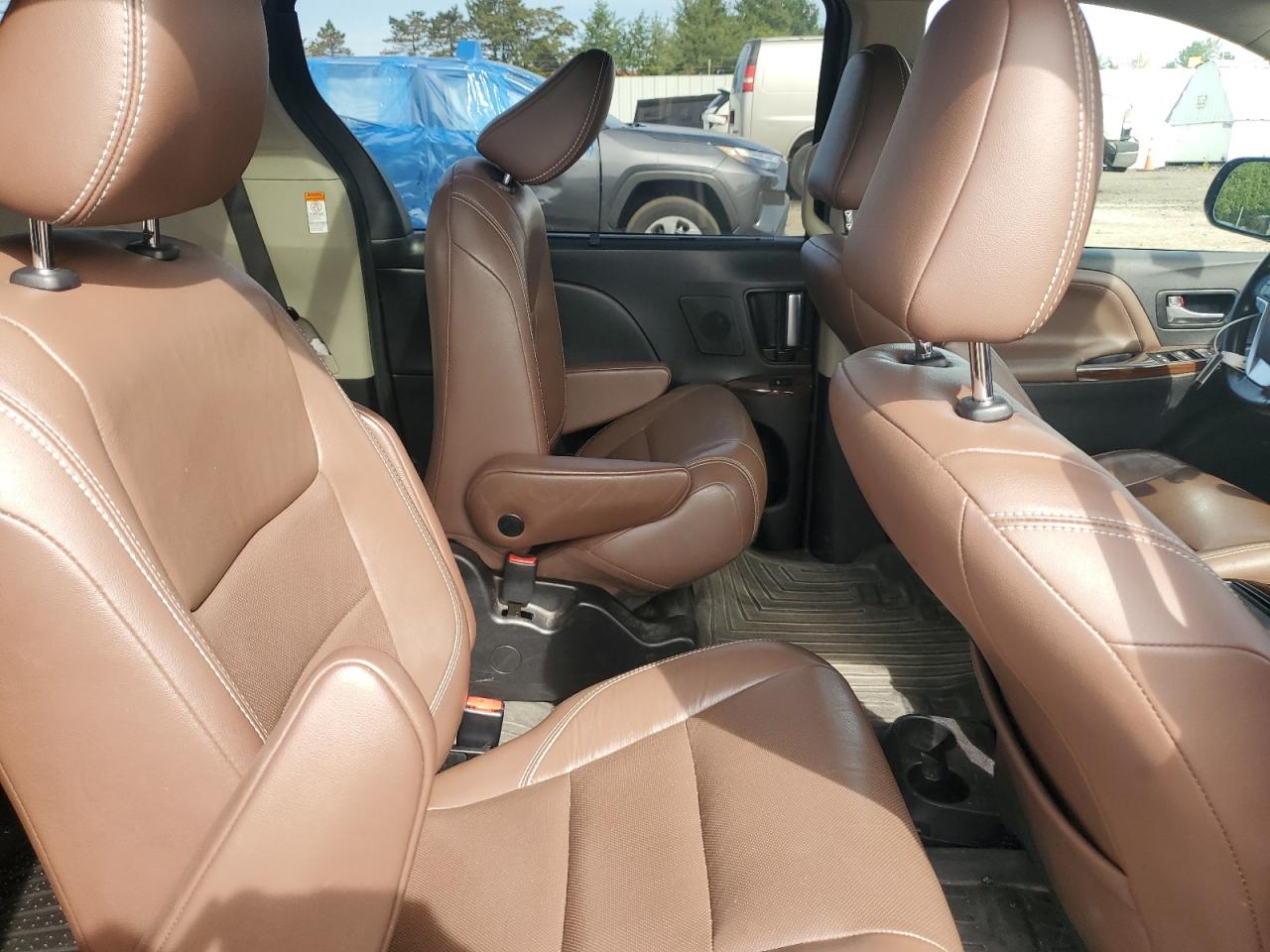 2018 Toyota Sienna Xle VIN: 5TDDZ3DC3JS194793 Lot: 84433205