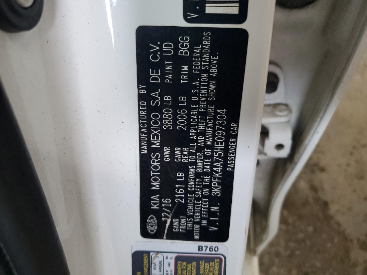 2017 Kia Forte Lx VIN: 3KPFK4A75HE097304 Lot: 70992045