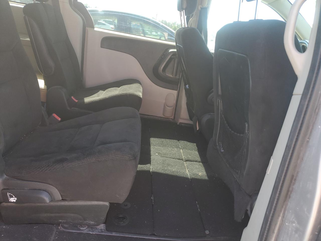 2014 Dodge Grand Caravan Sxt VIN: 2C4RDGCG5ER352419 Lot: 84022355