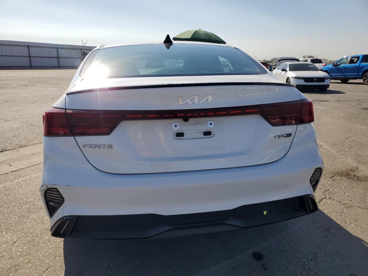 2022 Kia Forte Gt Line VIN: 3KPF54AD2NE455905 Lot: 81058175