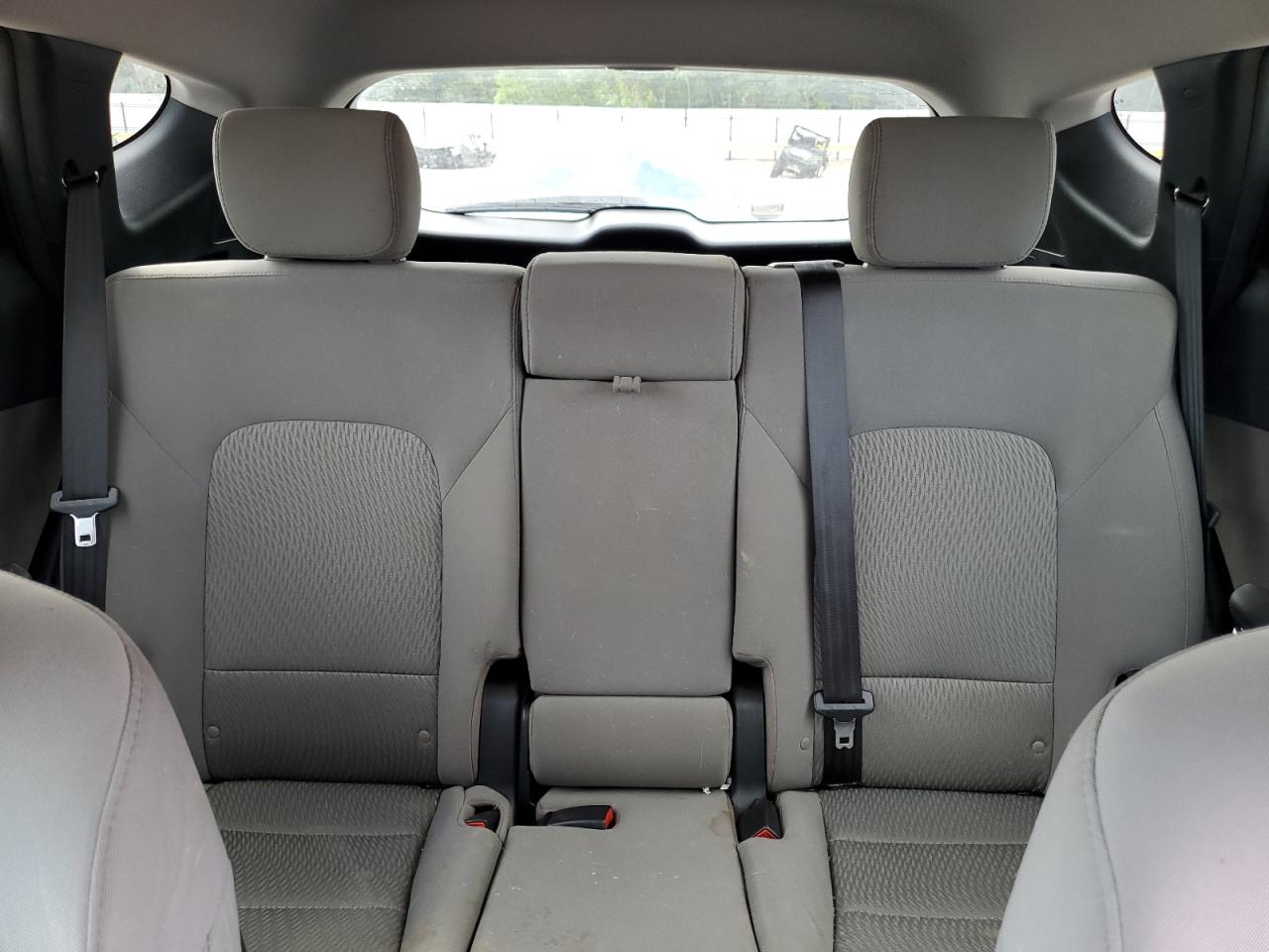 2016 Hyundai Santa Fe Sport VIN: 5XYZTDLB8GG331500 Lot: 81713255