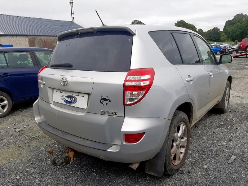 2009 TOYOTA RAV4 XT-R D-4D 