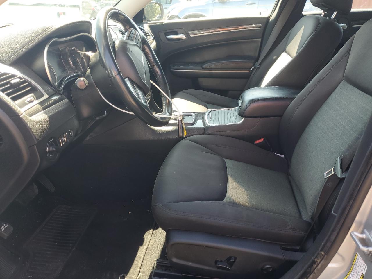 2019 Chrysler 300 Touring VIN: 2C3CCAAG5KH601879 Lot: 80262215