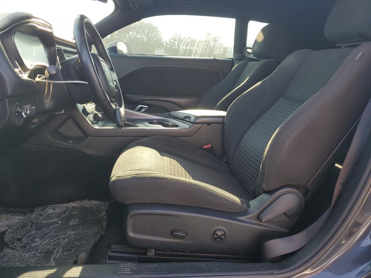 2018 Dodge Challenger Sxt VIN: 2C3CDZAG4JH237514 Lot: 81090995