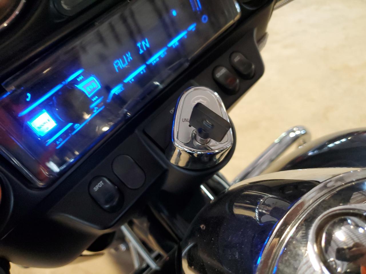 2009 Harley-Davidson Flhx VIN: 1HD1KB4169Y657833 Lot: 70768535