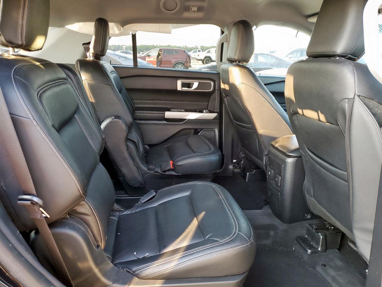 2022 Ford Explorer Xlt VIN: 1FMSK7DH9NGB89740 Lot: 80529075