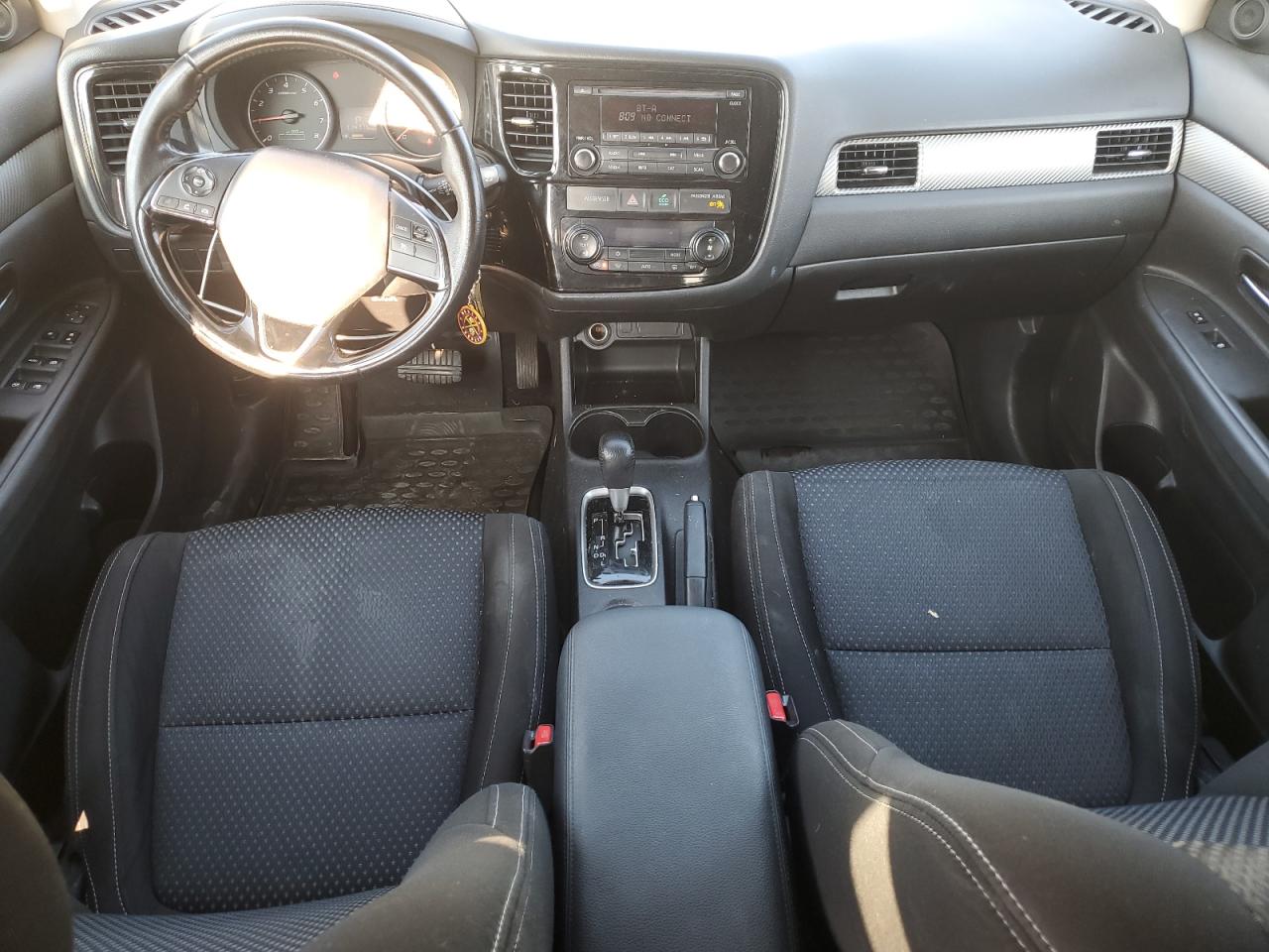 2016 Mitsubishi Outlander Es VIN: JA4AD2A33GZ051828 Lot: 81415685