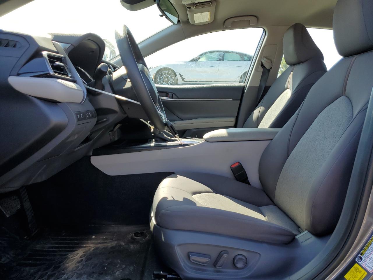 2020 Toyota Camry Le VIN: 4T1C11AK3LU934632 Lot: 84282625