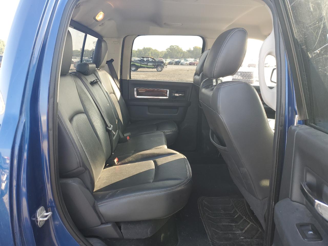 2011 Dodge Ram 1500 VIN: 1D7RV1CT4BS528190 Lot: 71125855