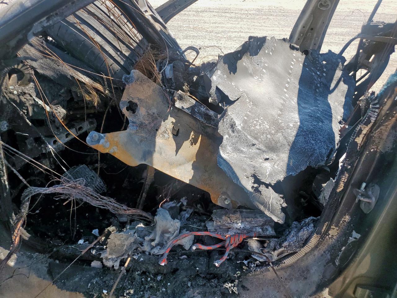 2021 BMW M850Xi VIN: WBAGV8C07MCF01949 Lot: 71562415