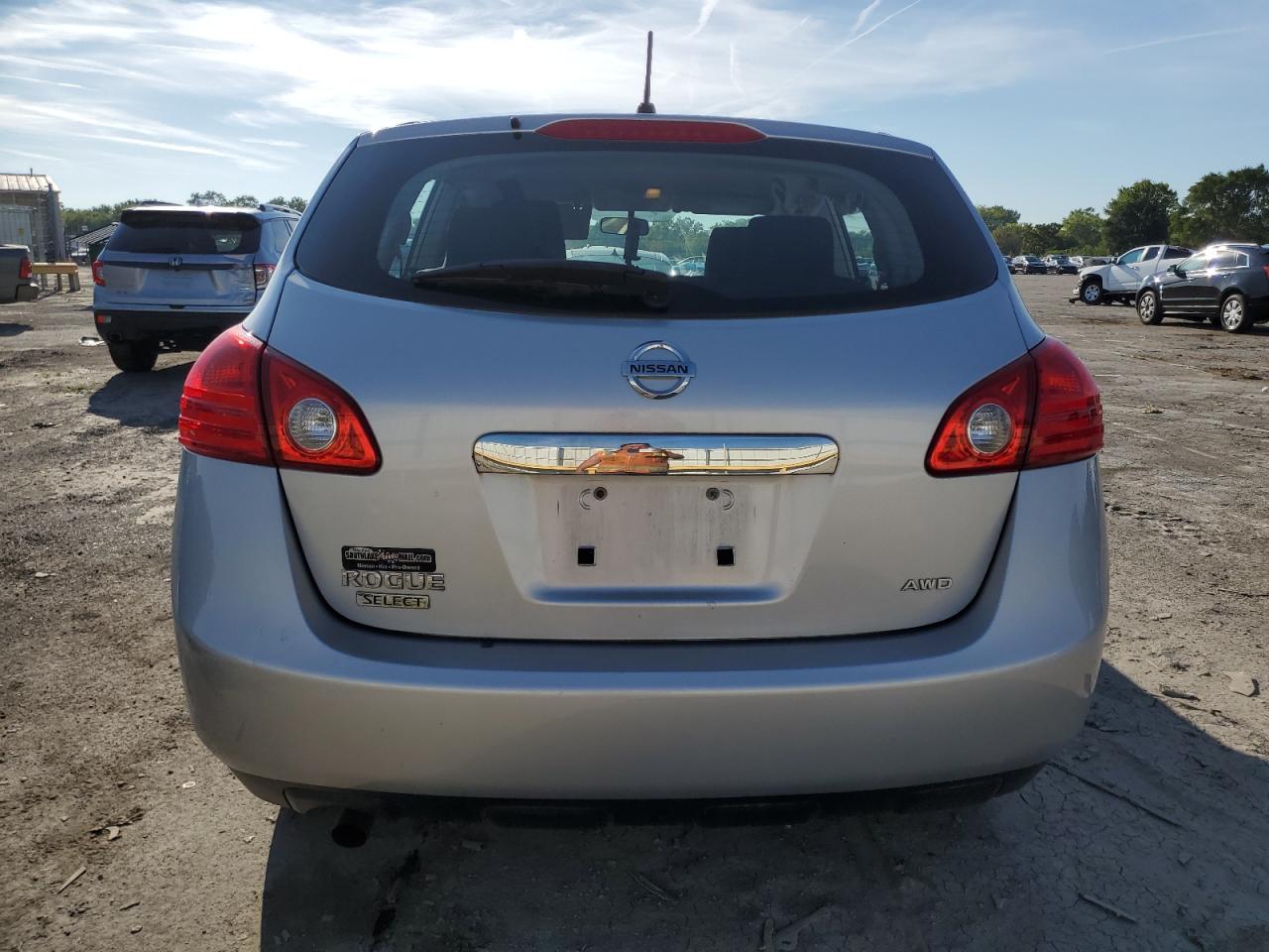2015 Nissan Rogue Select S VIN: JN8AS5MV5FW767936 Lot: 80865035