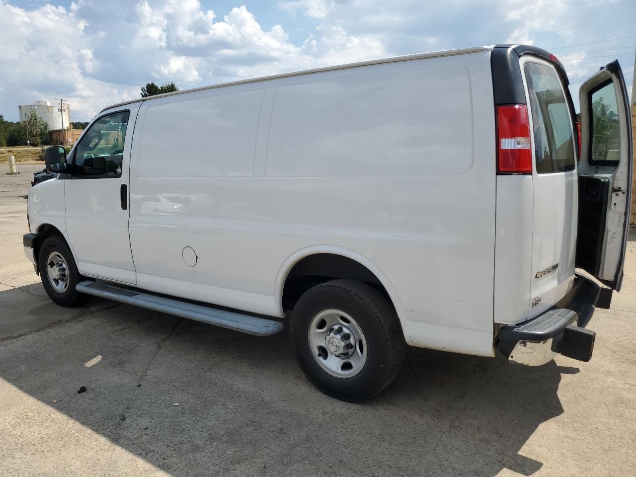 2019 Chevrolet Express G2500 VIN: 1GCWGAFG5K1359020 Lot: 81614205