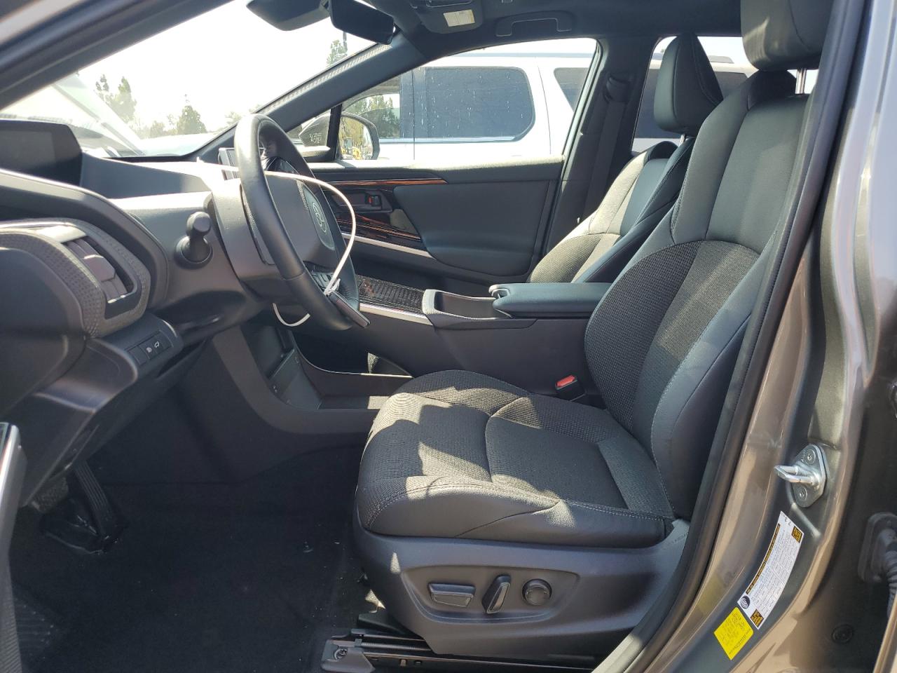 2024 Toyota Bz4X Xle VIN: JTMAAAAA8RA042874 Lot: 71367075