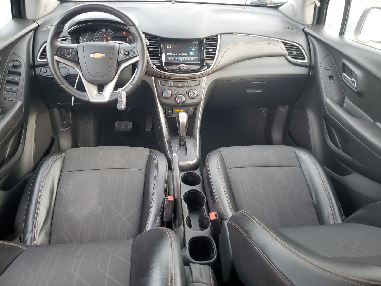 2017 Chevrolet Trax 1Lt VIN: KL7CJLSB2HB086127 Lot: 81750925