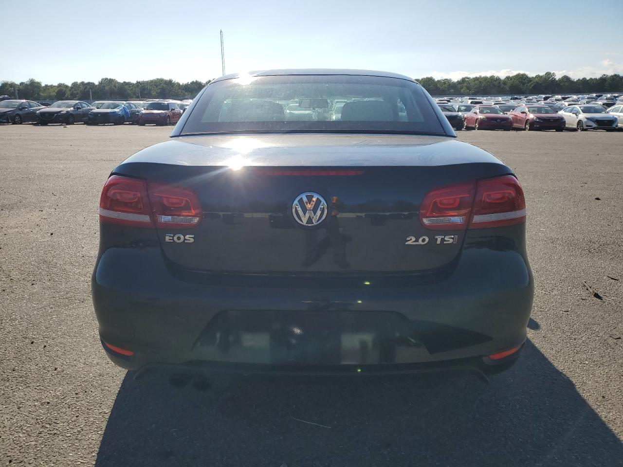 2014 Volkswagen Eos Komfort VIN: WVWBW8AH7EV000212 Lot: 70678825