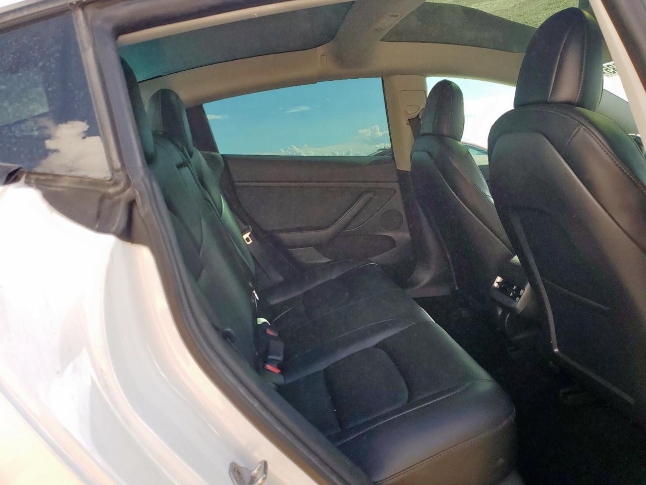 2021 Tesla Model 3 VIN: 5YJ3E1EB0MF089512 Lot: 82071635