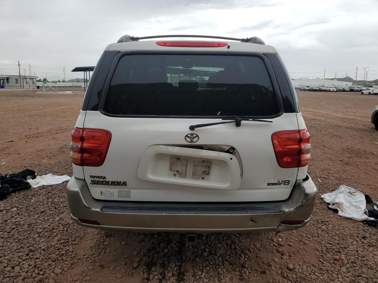 2002 Toyota Sequoia Sr5 VIN: 5TDZT34A22S111801 Lot: 71919335