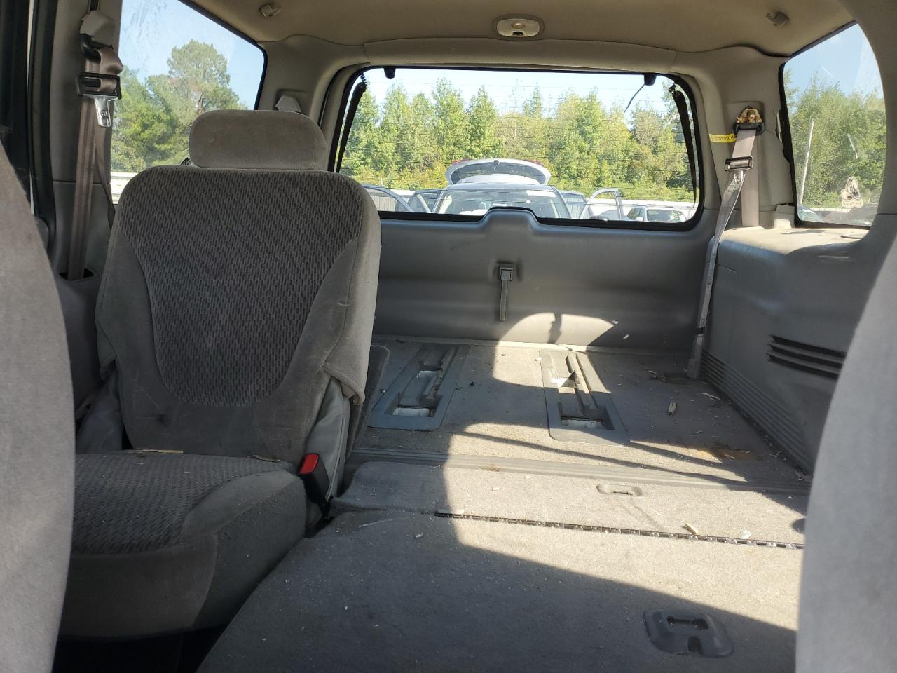1999 Ford Expedition VIN: 1FMRU1768XLB67870 Lot: 84023885