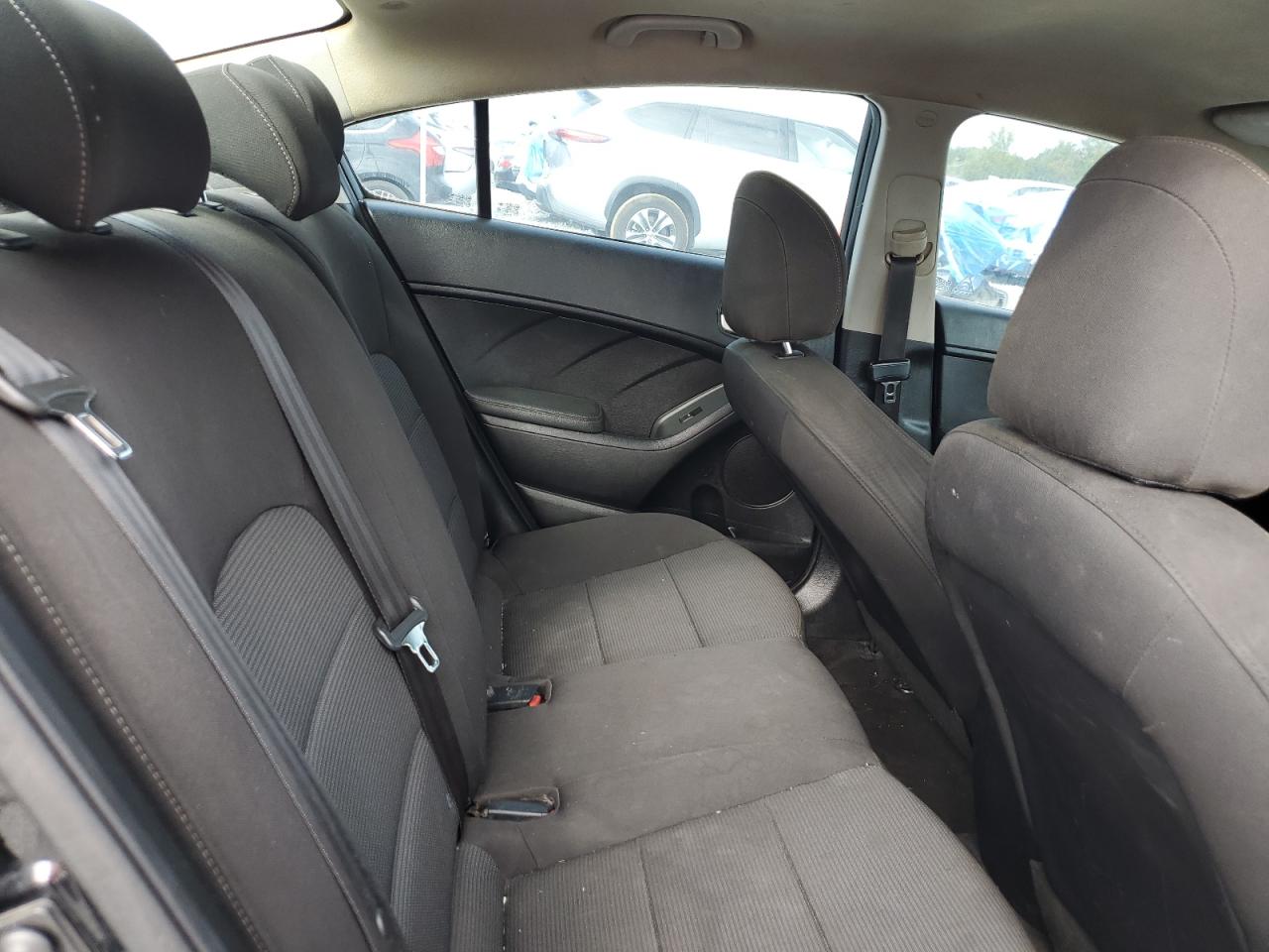 2018 Kia Forte Lx VIN: 3KPFK4A79JE168882 Lot: 81962205