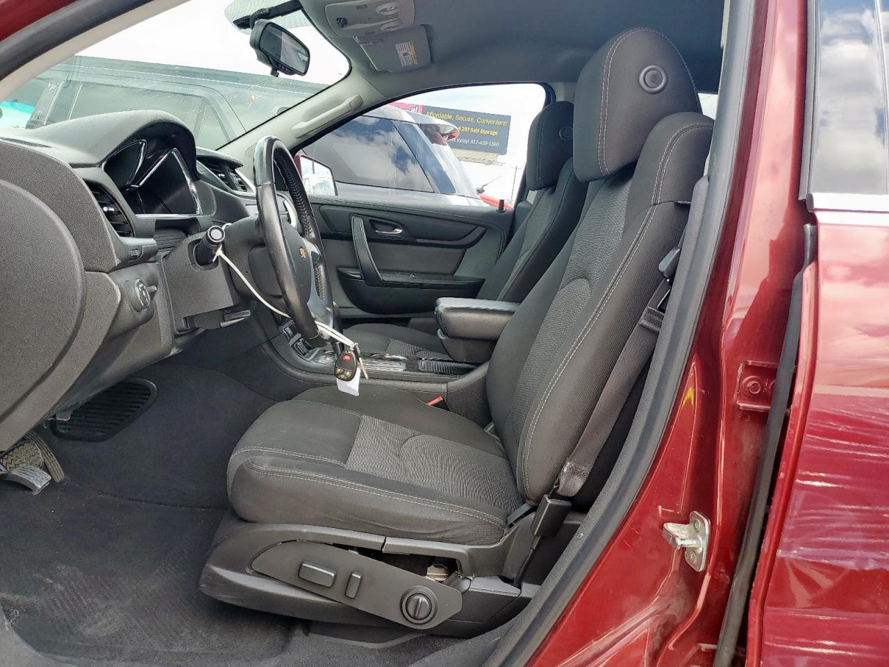 2016 Chevrolet Traverse Lt VIN: 1GNKRGKDXGJ334426 Lot: 83818225