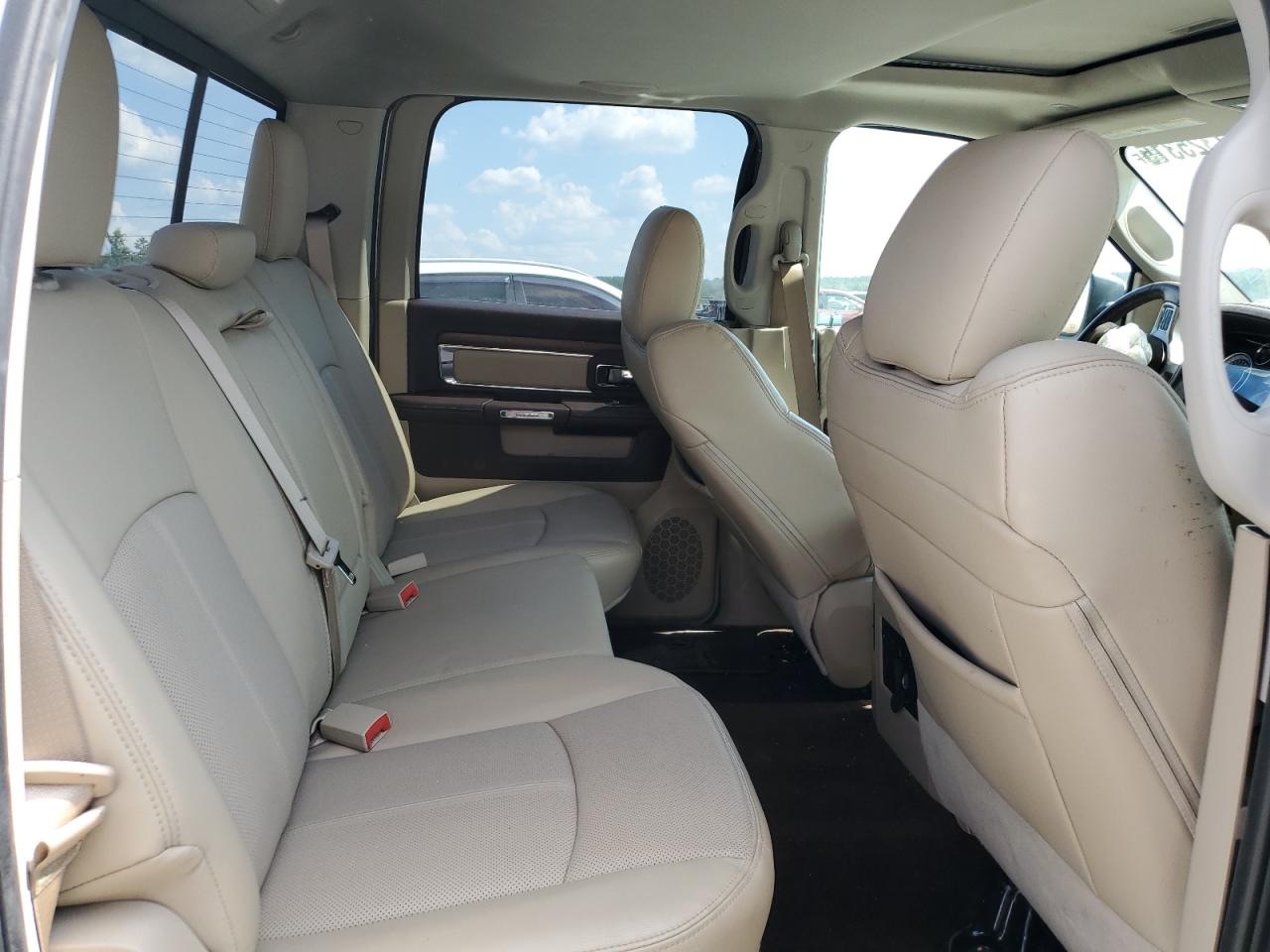 2018 Ram 1500 Laramie VIN: 1C6RR6VT4JS143758 Lot: 81325315