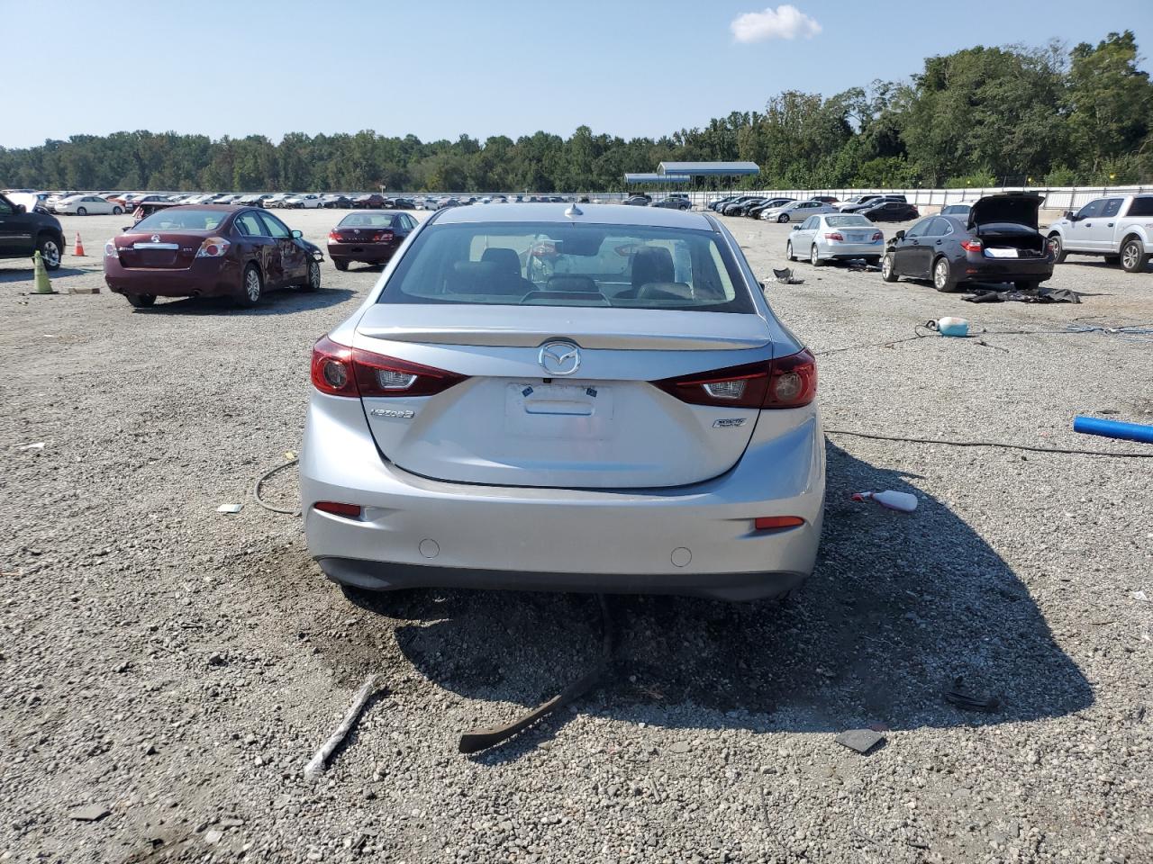 2018 Mazda 3 Touring VIN: 3MZBN1V32JM260818 Lot: 71362325