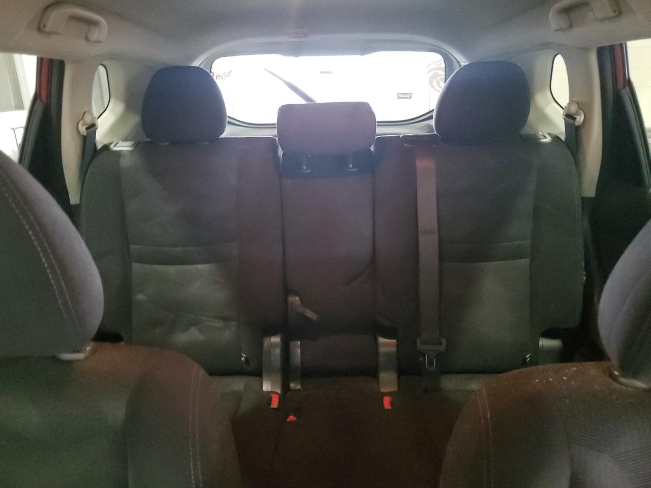 2016 Nissan Rogue S VIN: JN8AT2MVXGW131350 Lot: 81863895