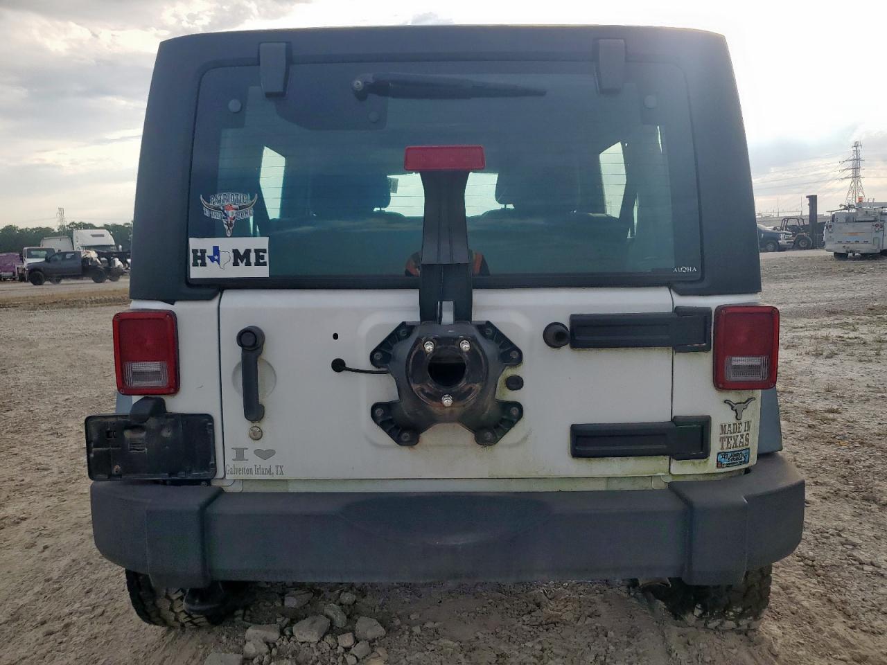 2013 Jeep Wrangler Unlimited Sport VIN: 1C4BJWKG4DL635097 Lot: 84819605