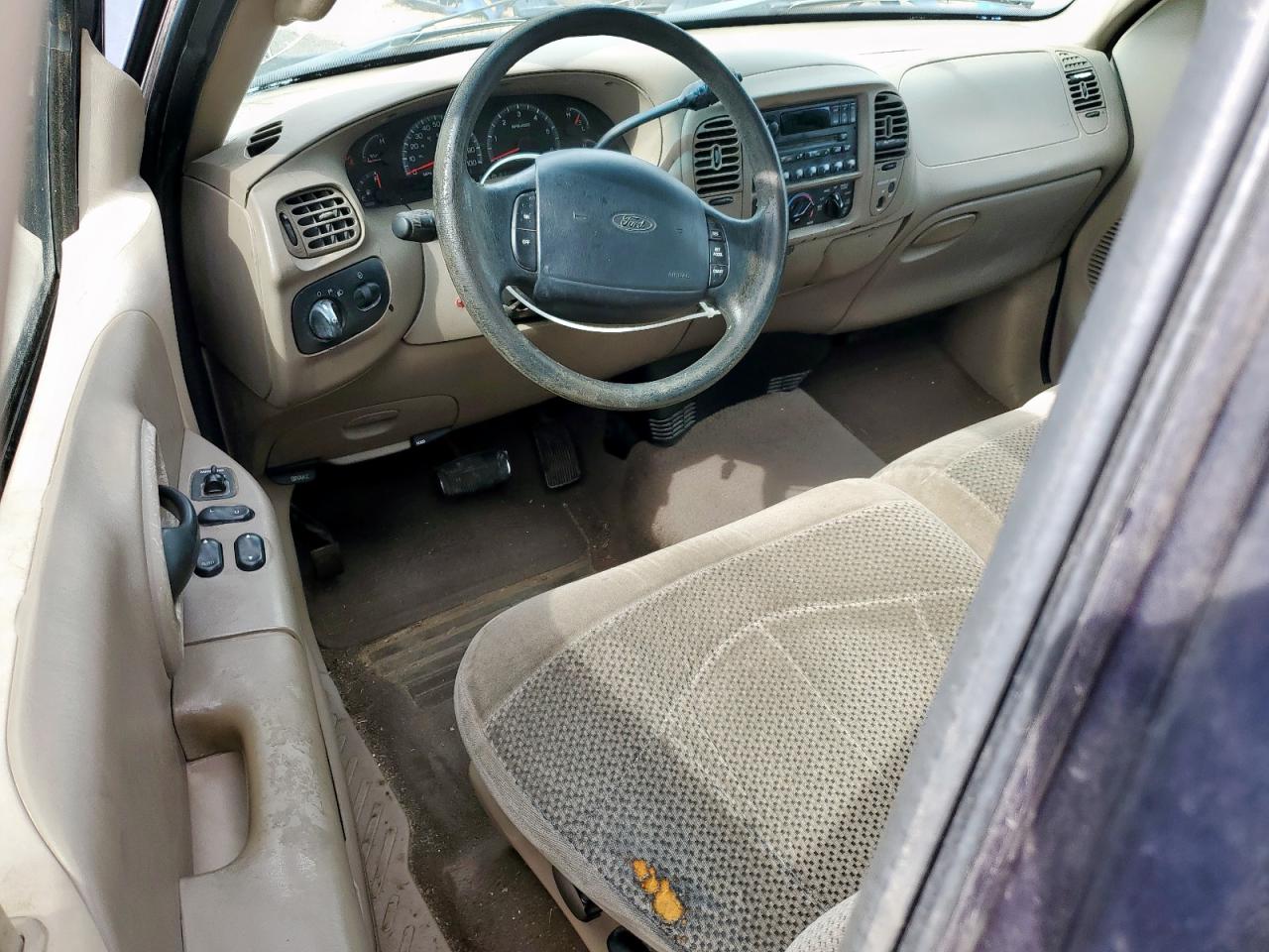 2000 Ford F150 VIN: 1FTRX07W7YKB25221 Lot: 81145555