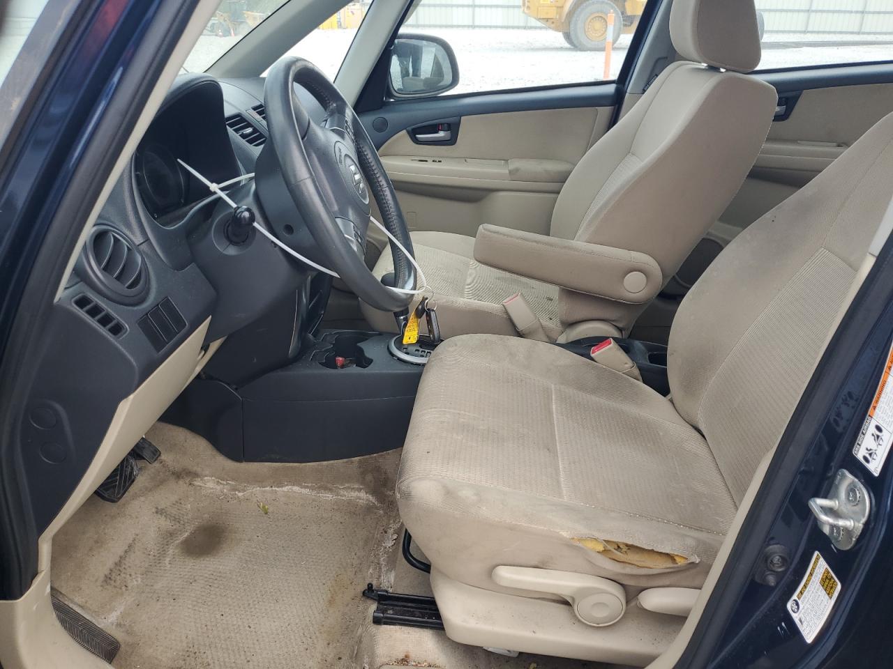 2010 Suzuki Sx4 Le VIN: JS2YC5A25A6300421 Lot: 81642335