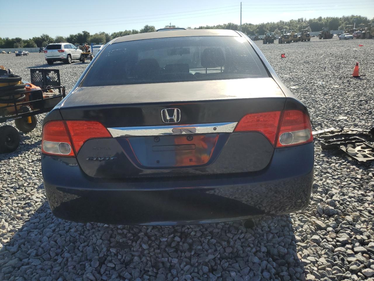 2010 Honda Civic Lx VIN: 2HGFA1F51AH582818 Lot: 81413425
