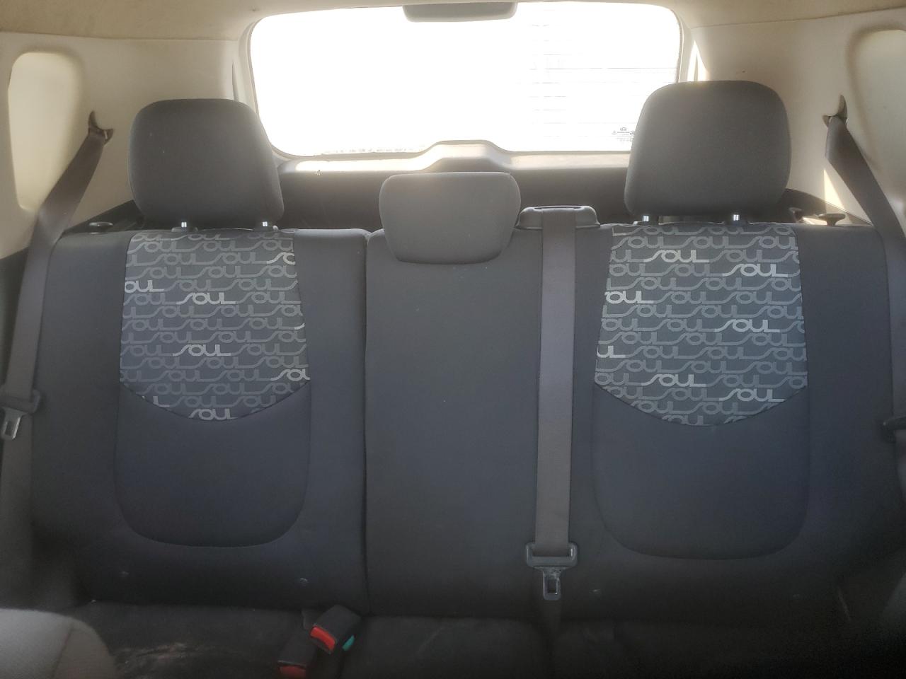 2011 Kia Soul + VIN: KNDJT2A22B7706470 Lot: 84476055