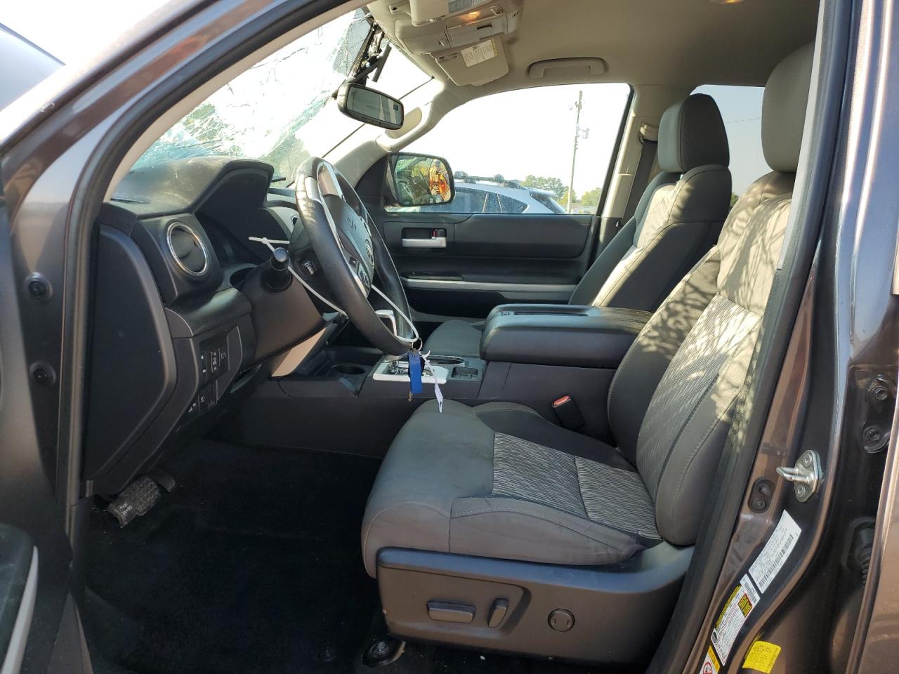 2018 Toyota Tundra Double Cab Sr VIN: 5TFUW5F16JX734695 Lot: 70120655