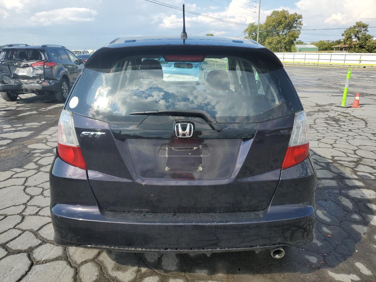 2013 Honda Fit Sport VIN: JHMGE8H57DC023647 Lot: 71043495