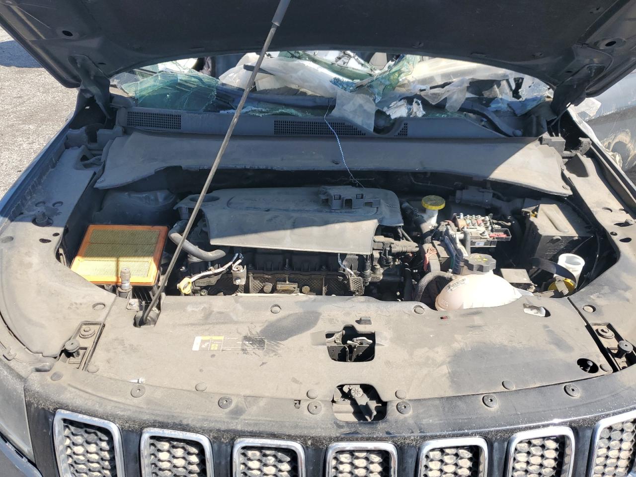 2018 Jeep Compass Limited VIN: 3C4NJCCBXJT420466 Lot: 83857425