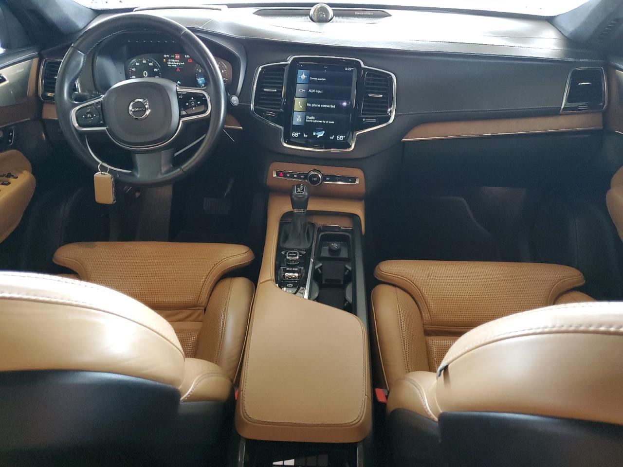 2017 Volvo Xc90 T6 VIN: YV4A22PL8H1135790 Lot: 70776115