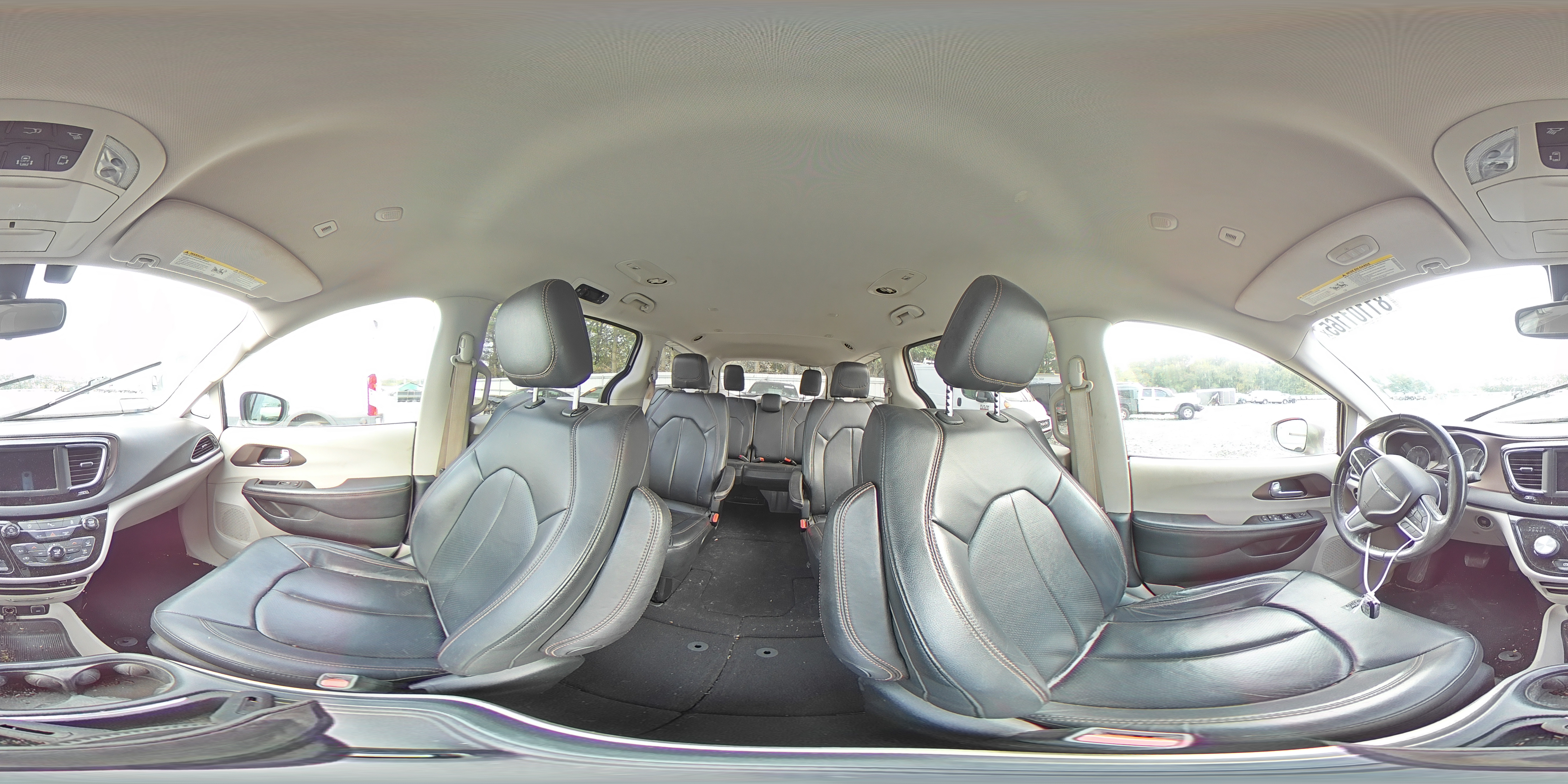 2018 Chrysler Pacifica Touring L VIN: 2C4RC1BGXJR153927 Lot: 81101165