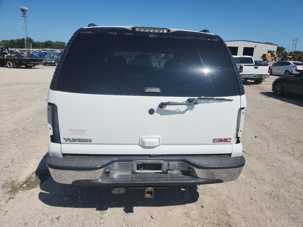 2005 GMC Yukon VIN: 1GKEK13T25R245272 Lot: 71282245