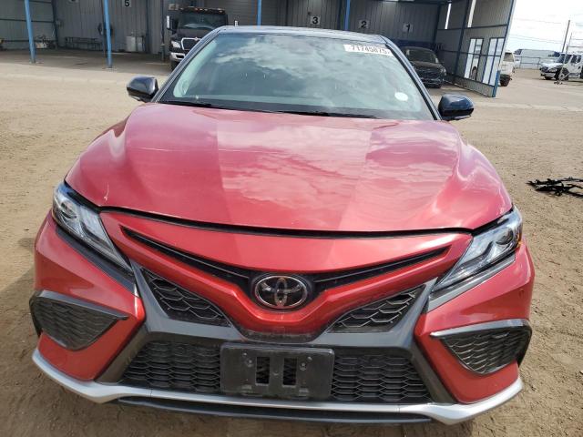  TOYOTA CAMRY 2023 Czerwony