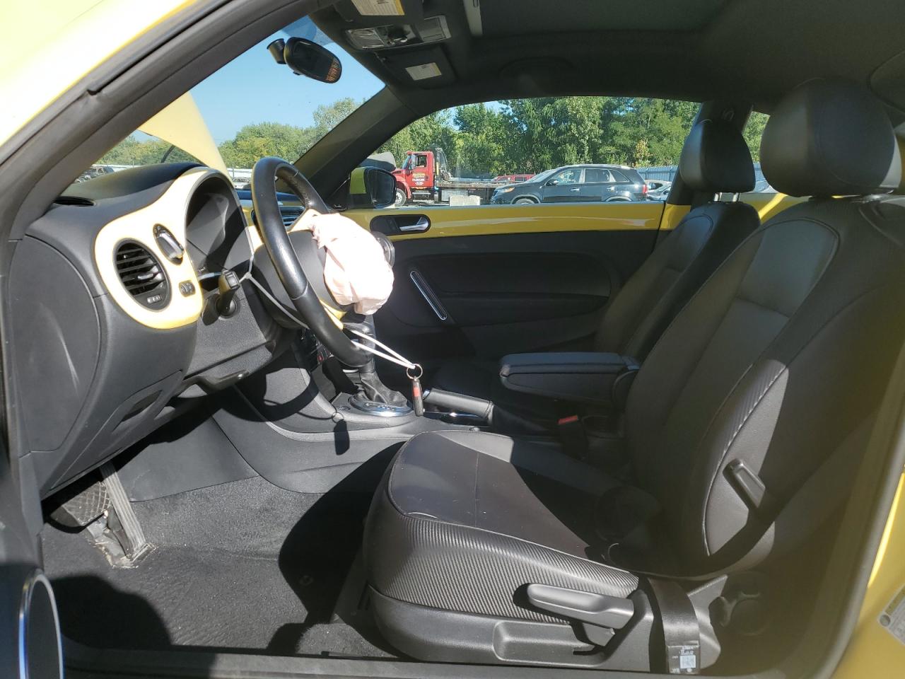 2012 Volkswagen Beetle VIN: 3VWJP7AT4CM626733 Lot: 84790405