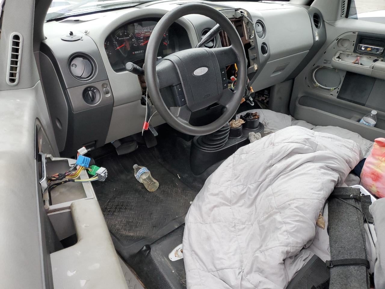 2007 Ford F150 VIN: 1FTRX14W27NA05897 Lot: 81151425